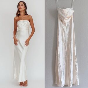 Selfie Leslie City Of Stars Strapless Maxi Dress Oyster